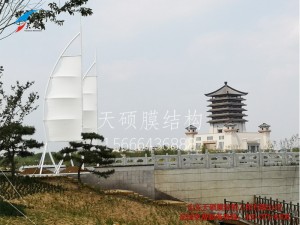 泰安汶河景區(qū)船帆膜結(jié)構(gòu)景觀